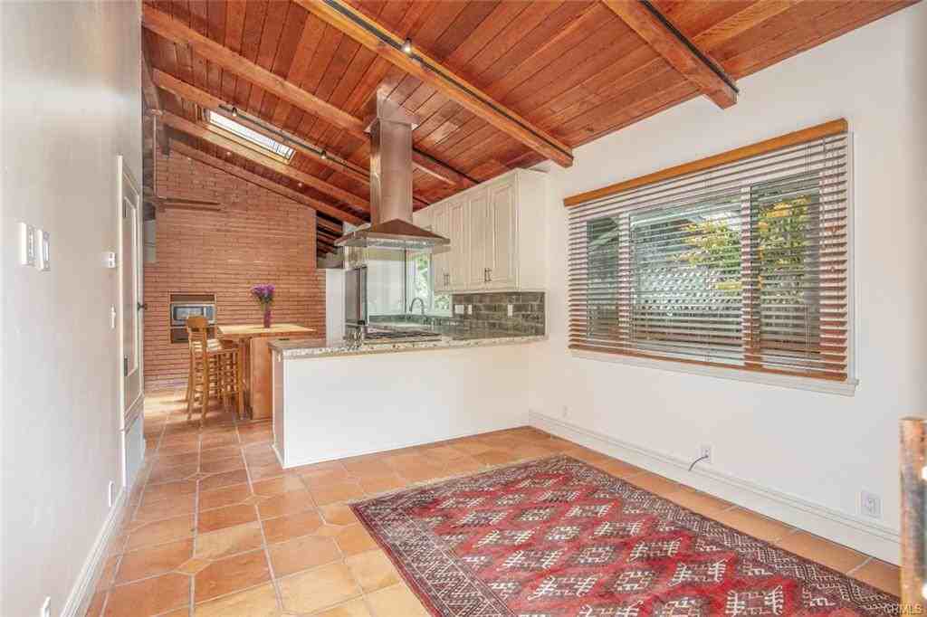 380 Poplar St #NA - Photo 5 of 19
