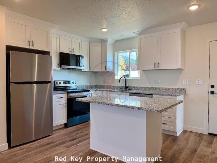 298 E 600 N #A - Photo 4 of 20