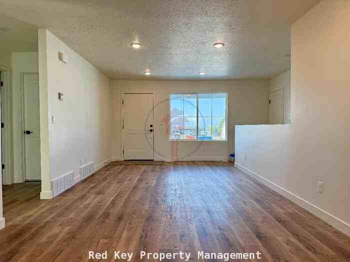 298 E 600 N #A - Photo 7 of 20