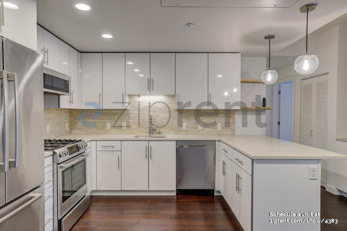 501 Hudson Ave #203 - Photo 4 of 19