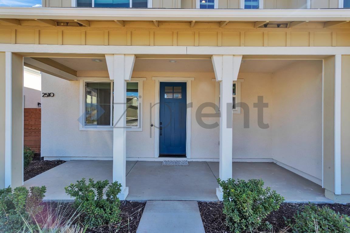 2510 Cyan Dr - Photo 4 of 40