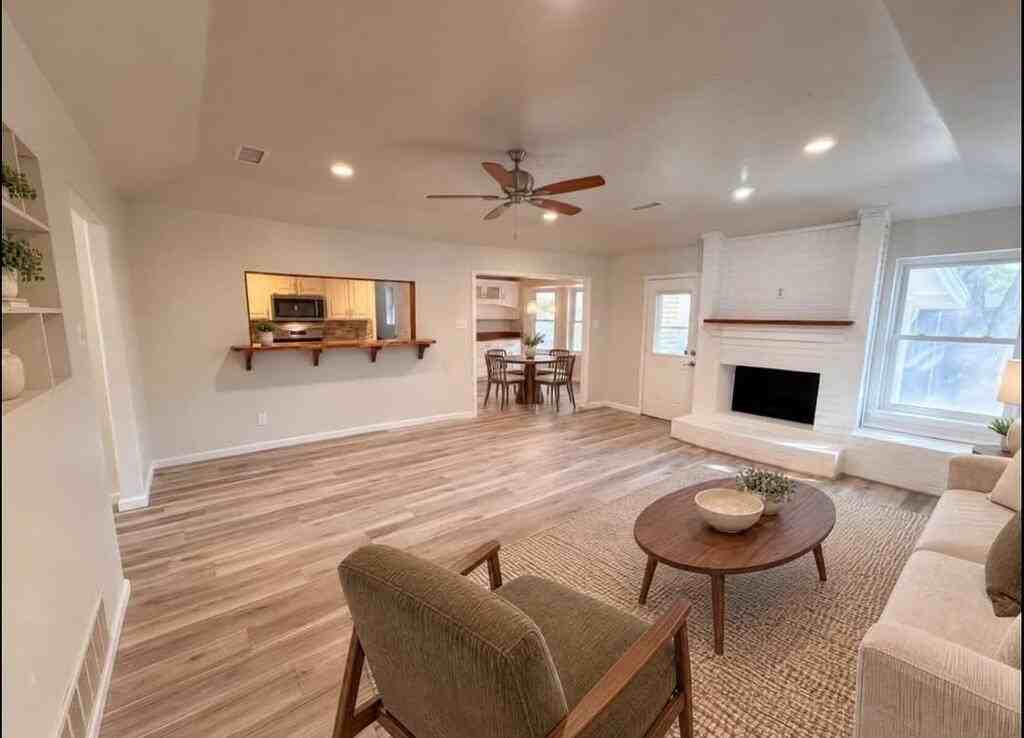 5700 Bermuda N Bermuda Lane #DR - Photo 2 of 10