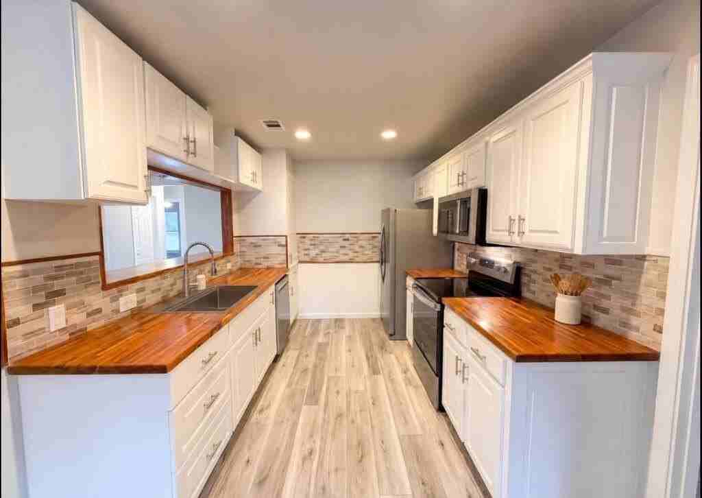 5700 Bermuda N Bermuda Lane #DR - Photo 4 of 10