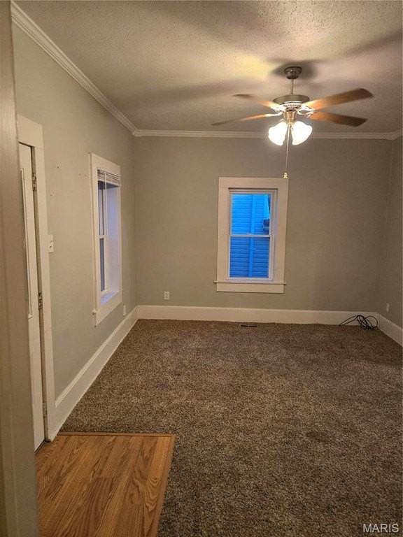 621 Boyd St - Photo 5 of 10