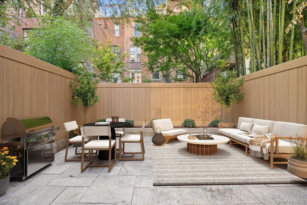 324 W 85th St - Photo 5 of 11