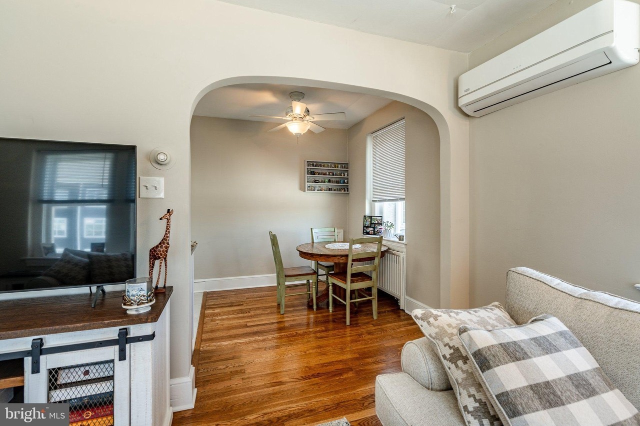 177 Bridge St #4 - Photo 5 of 17