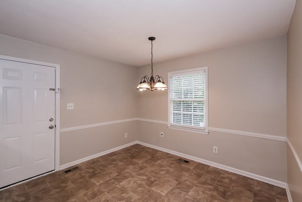 7015 Reddman Rd - Photo 7 of 18