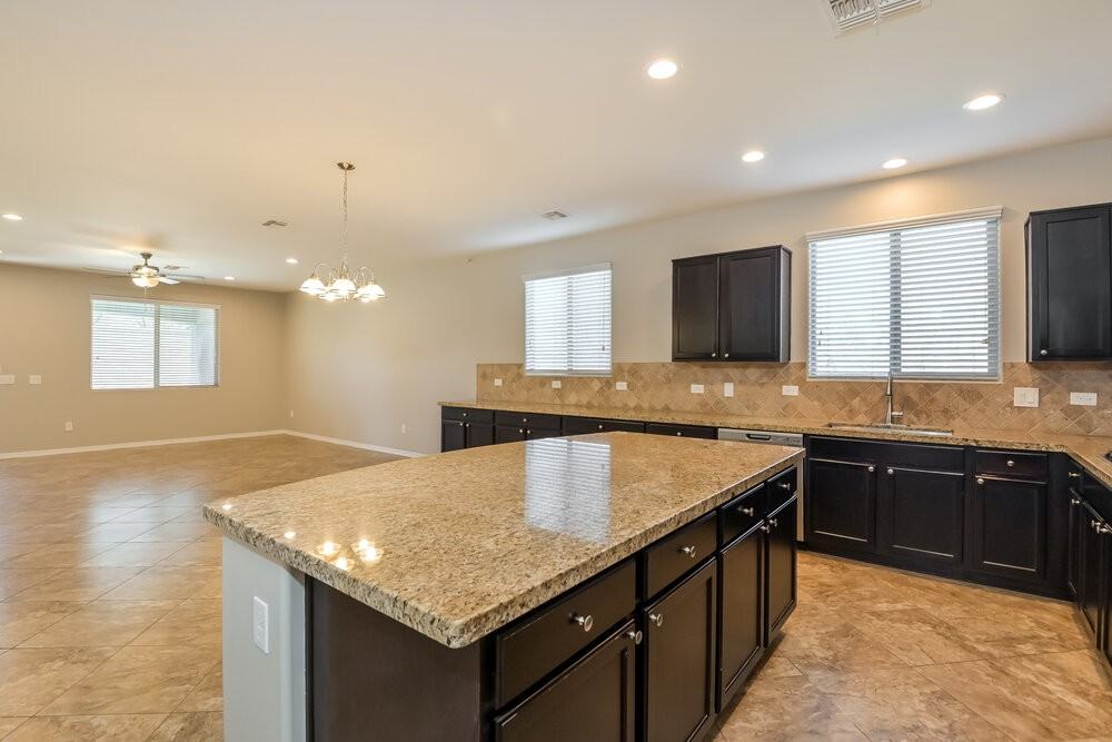 13880 S Camino Chepa - Photo 5 of 16