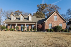 featured image of 120 Brookwood Cir
