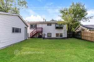 featured image of 113 Davis Ct