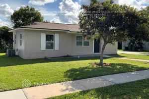 featured image of 1095 Saxon Blvd
