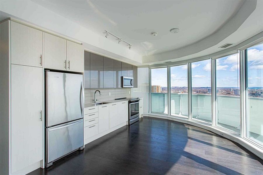 Stanley Condos - Photo 6 of 18