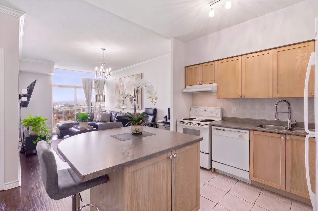 55 Strathaven Drive #2112 - Photo 3 of 15