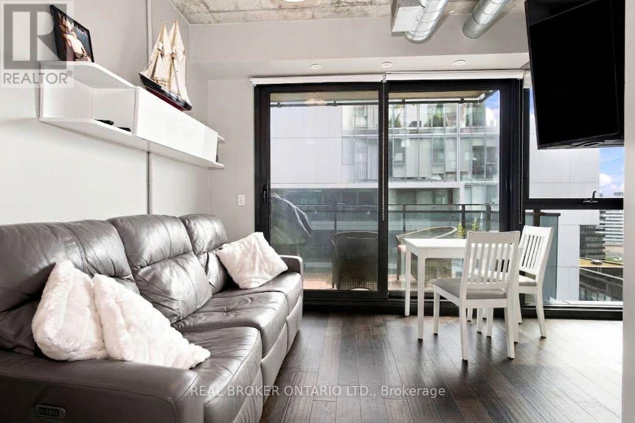 51 Trolley Crescent #1206 - Photo 5 of 20
