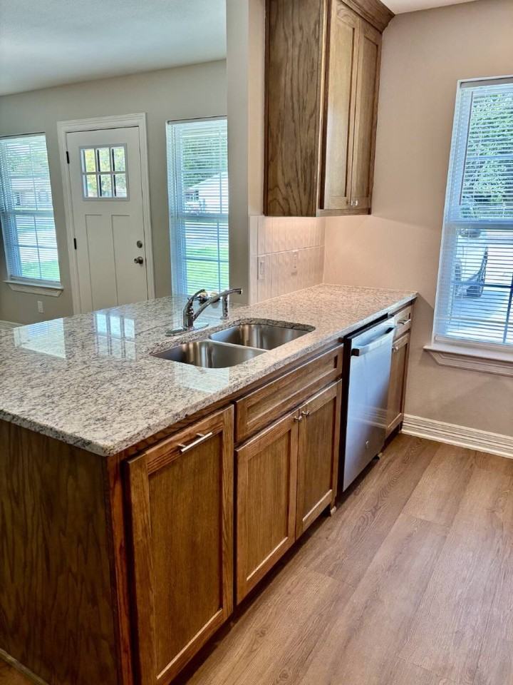 402 Lake Lamond Rd #B - Photo 4 of 15