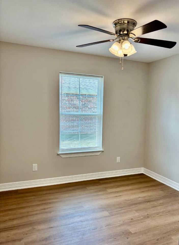402 Lake Lamond Rd #B - Photo 6 of 15