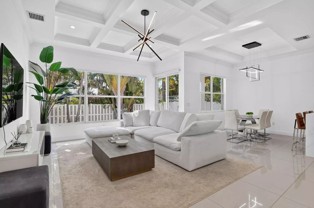 500 Ne Wavecrest Way - Photo 1 of 1