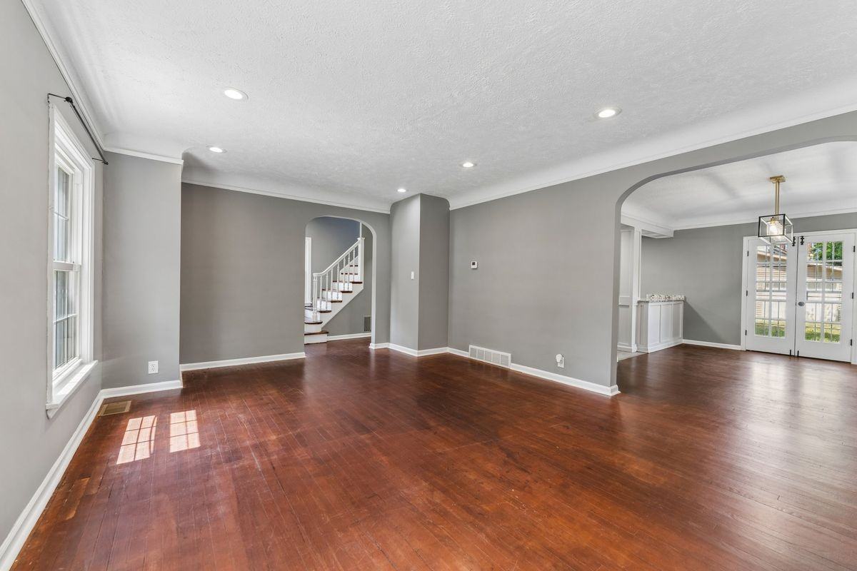 16809 Scottsdale Blvd - Photo 4 of 18