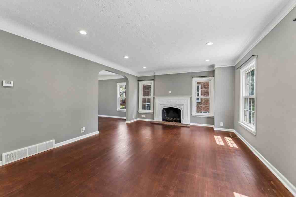 16809 Scottsdale Blvd - Photo 5 of 18