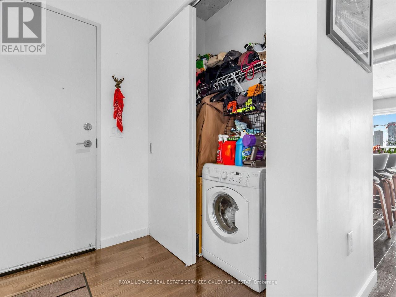 32 Trolley Crescent #1010 - Photo 7 of 19