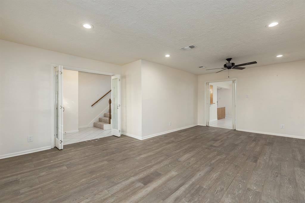 20357 Fieldtree Dr - Photo 3 of 18