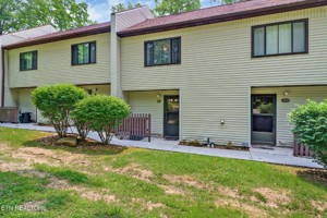 featured image of 99 Wilshire Heights Dr