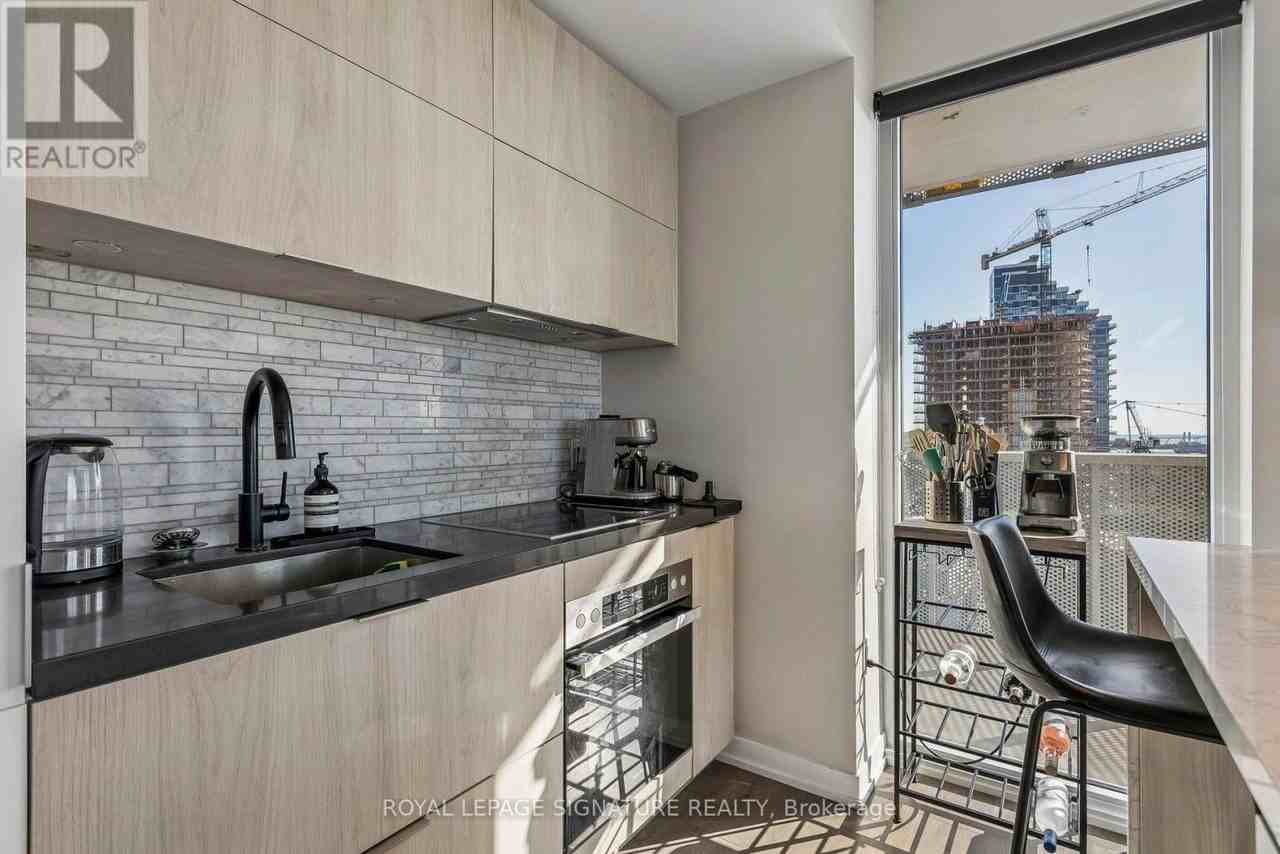 20 Richardson Street #2403 - Photo 5 of 24