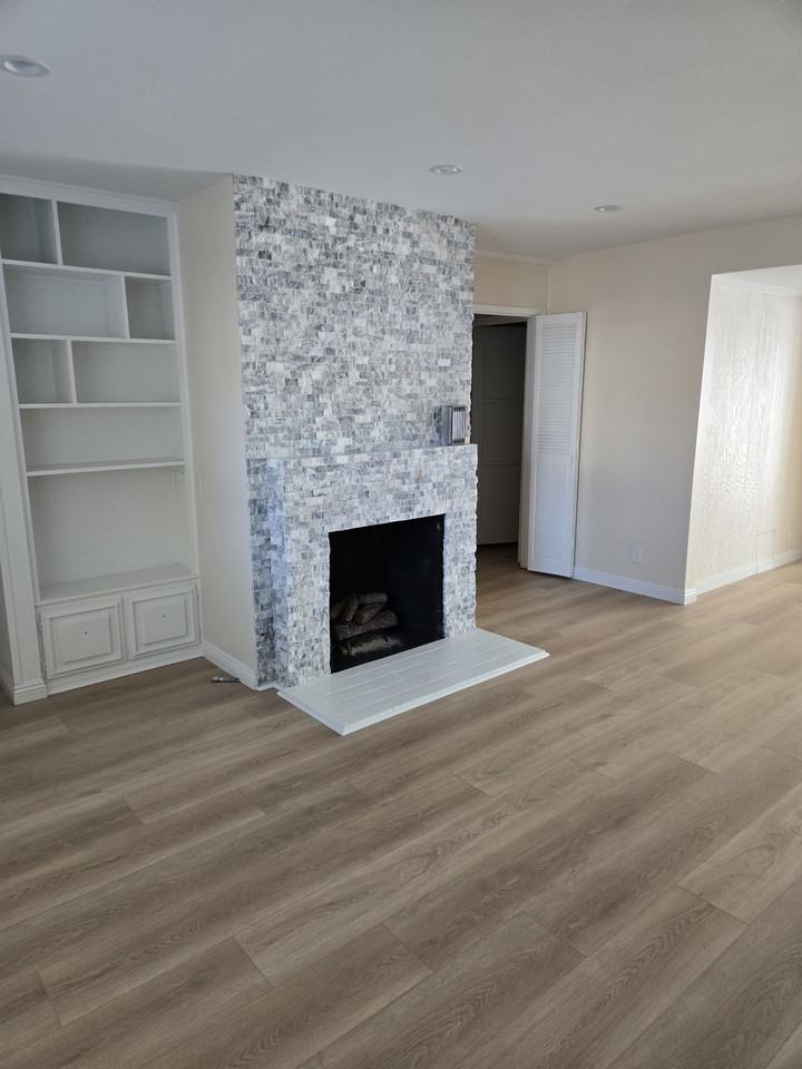 8113 Bianca Ave #NA - Photo 2 of 16