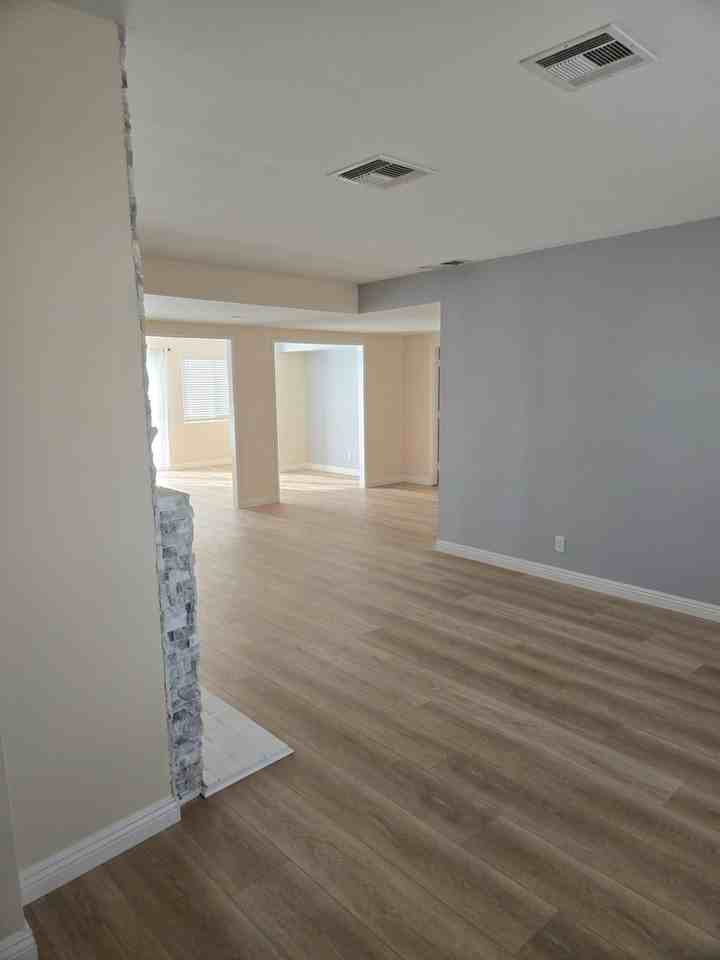 8113 Bianca Ave #NA - Photo 4 of 16