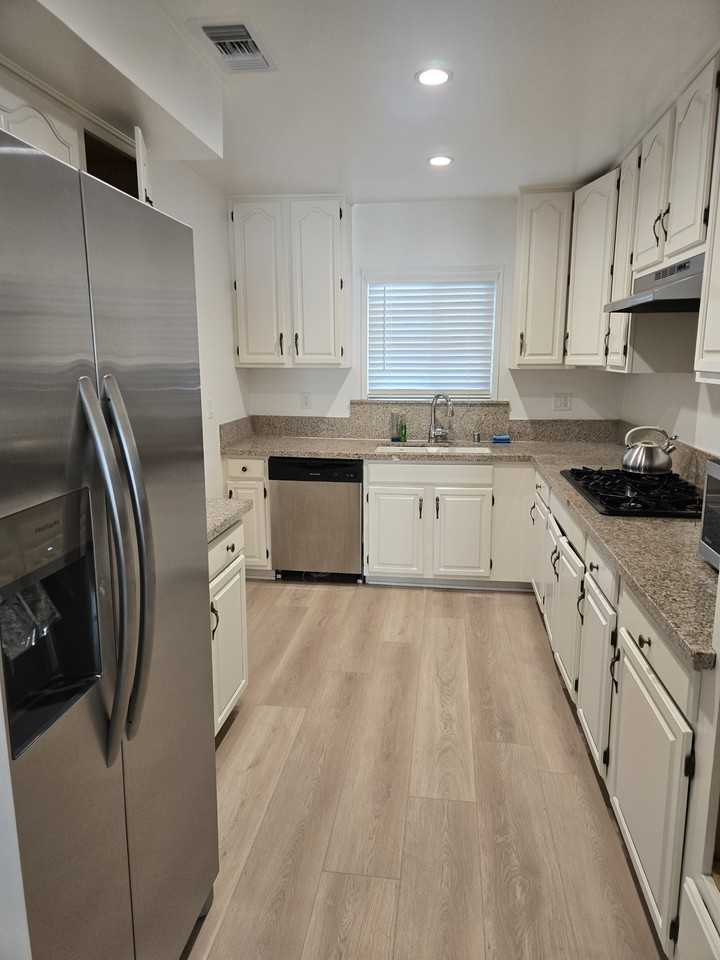 8113 Bianca Ave #NA - Photo 7 of 16