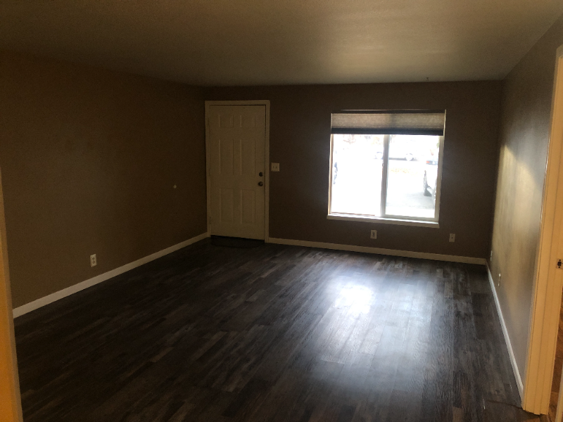418 Nw 17th St #1 - Photo 2 of 10