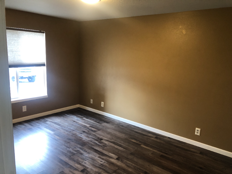 418 Nw 17th St #1 - Photo 4 of 10
