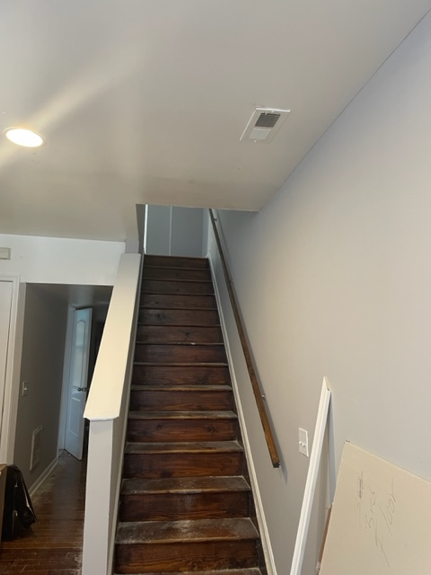 823 N Caroline St - Photo 2 of 8