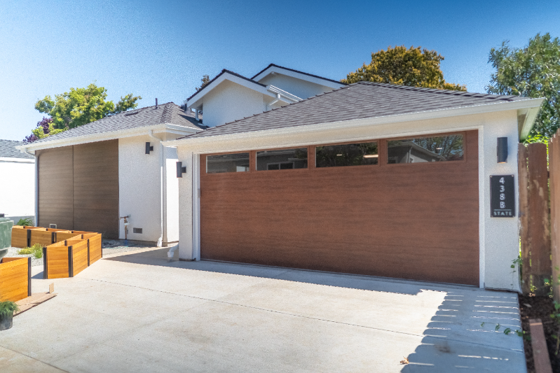 438 State St #B - Photo 2 of 18