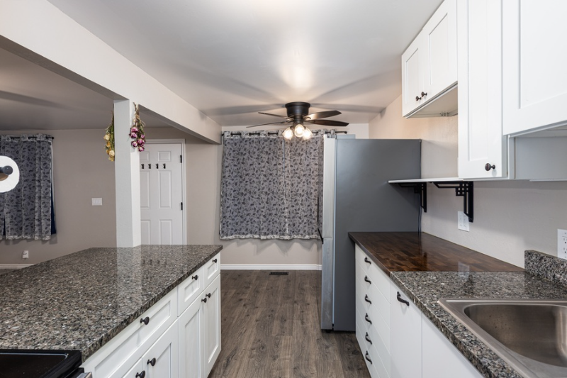 4317 Southwest #10C - Photo 6 of 24