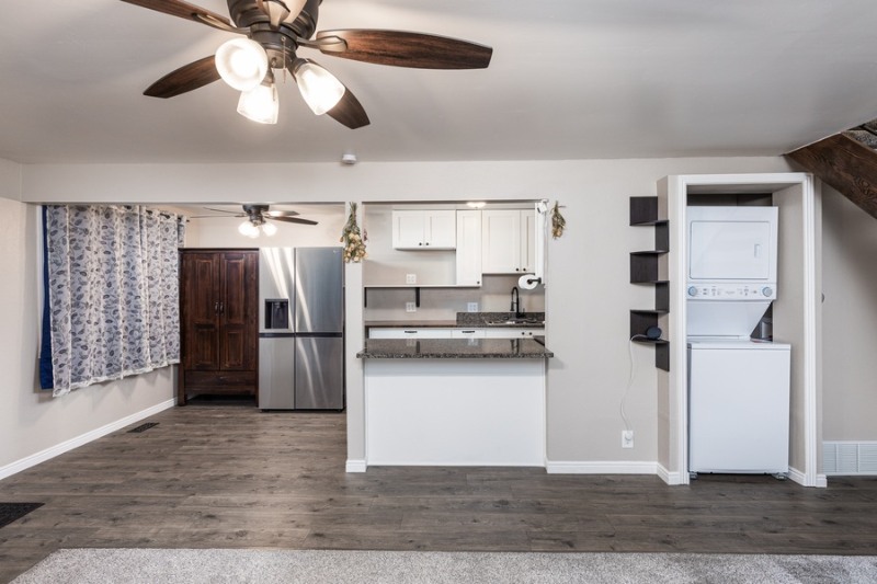 4317 Southwest #10C - Photo 7 of 24