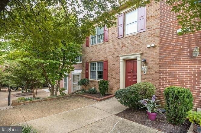 651 N Armistead St - Photo 2 of 29