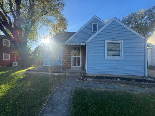 2449 Fairport Ave