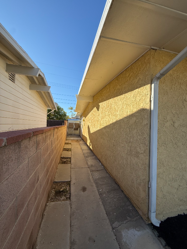 1120 W Avenue H6 #A - Photo 4 of 19