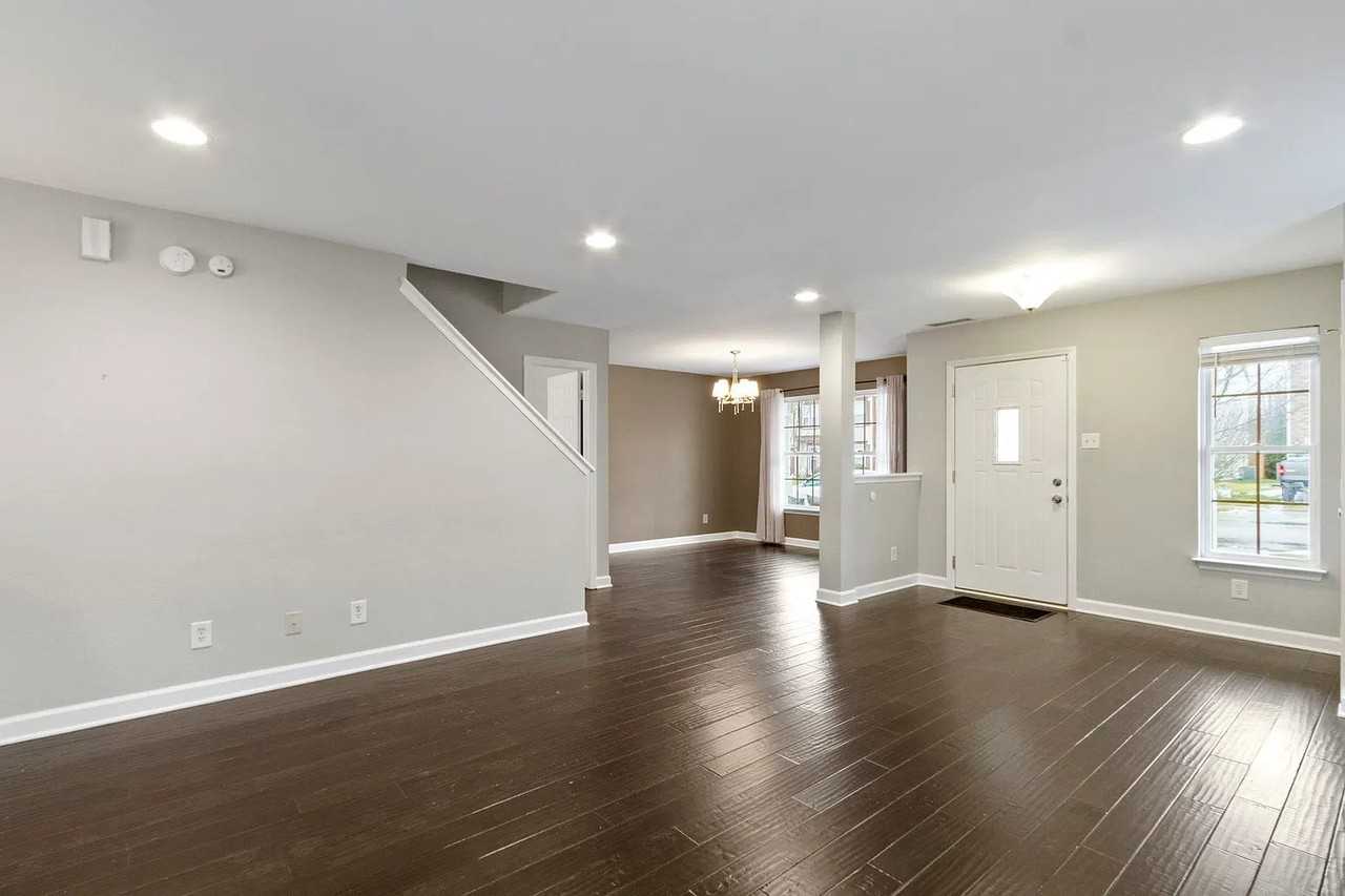 12933 Old Glory Dr - Photo 4 of 20