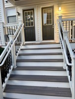 featured image of 137 Whitwell St #3