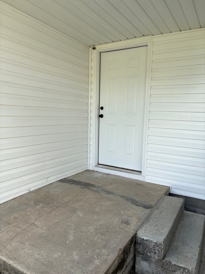 2206 Chester Hwy - Photo 2 of 8