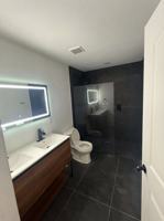 featured image of 3337 Kingsbury Ave