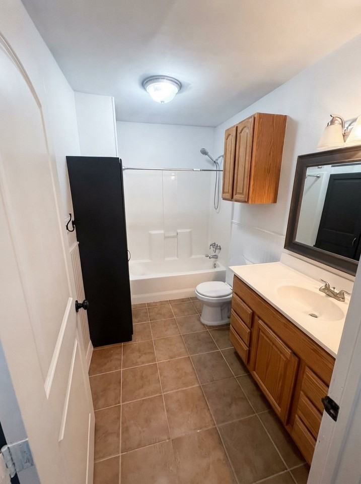 3337 Kingsbury Ave - Photo 4 of 4