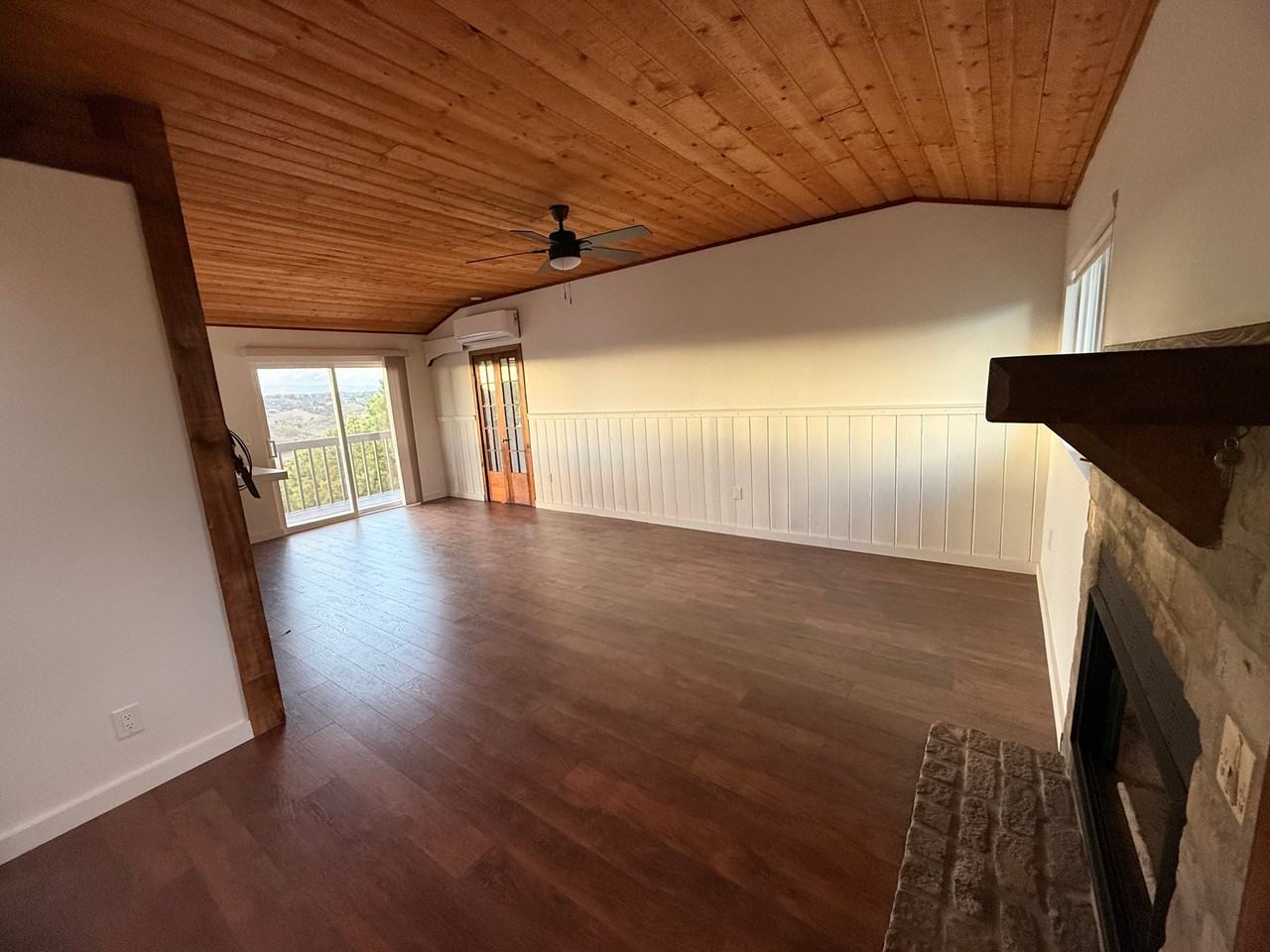 5760 Redondo Dr #B - Photo 6 of 10