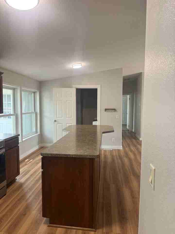 1812 Road O Ne - Photo 7 of 20