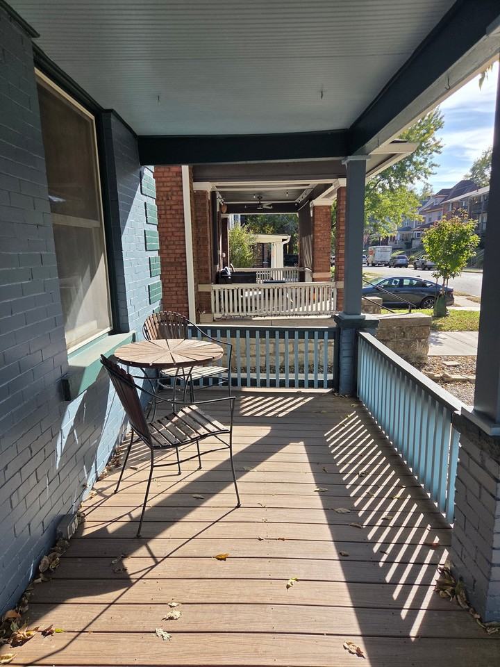 4023 Mcgee St - Photo 2 of 17