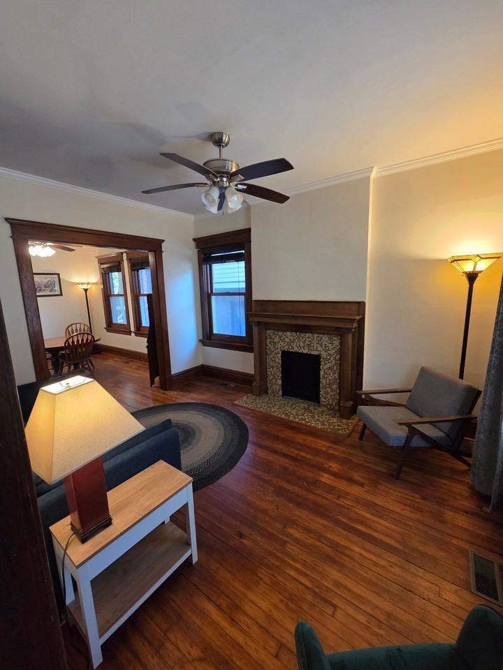 4023 Mcgee St - Photo 5 of 17