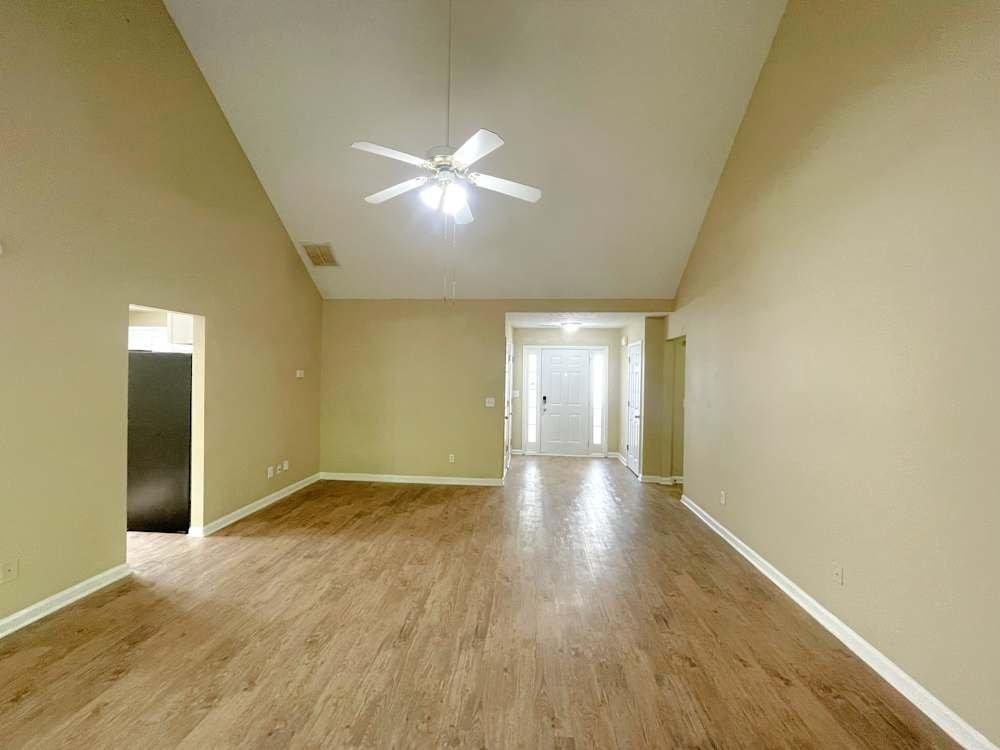 4551 Beaverton Cir - Photo 2 of 9