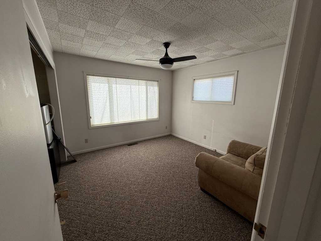 100 Sylvan Dr - Photo 7 of 14